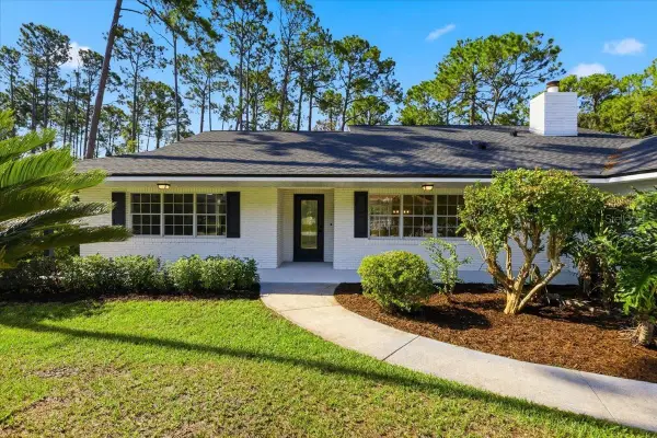 2 Elder Place, PALM COAST, FL 32164