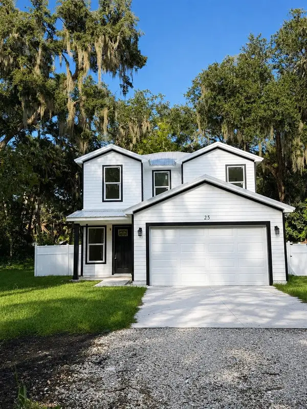 25 Hernandez Avenue, PALM COAST, FL 32137