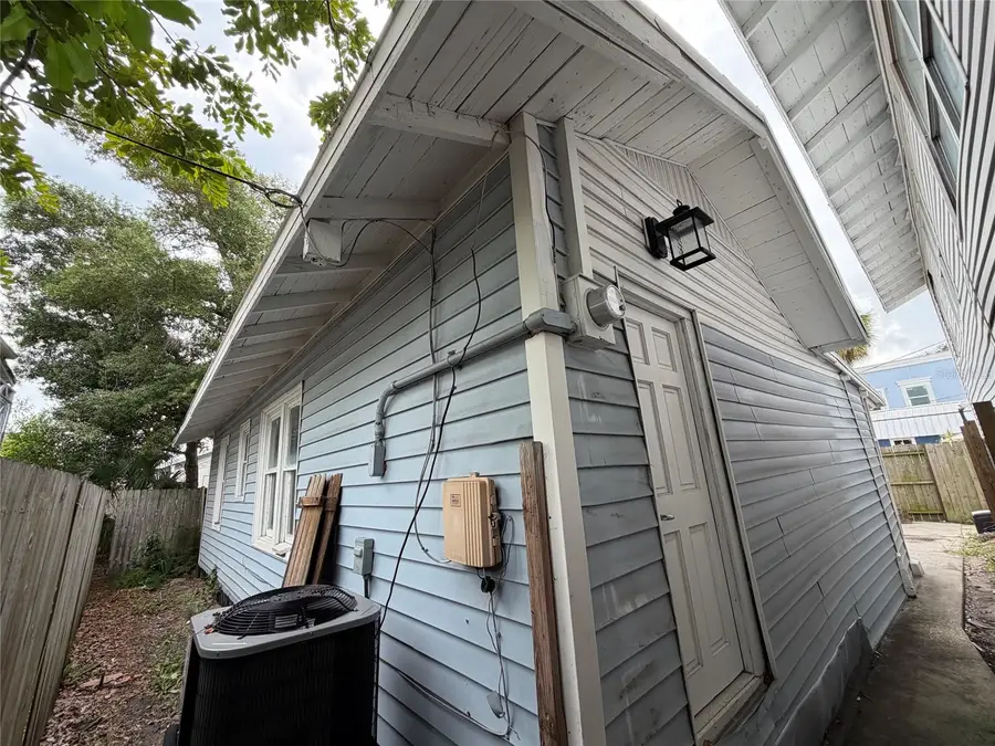 618 15th Street N, Saint Petersburg, FL 33705 - #2