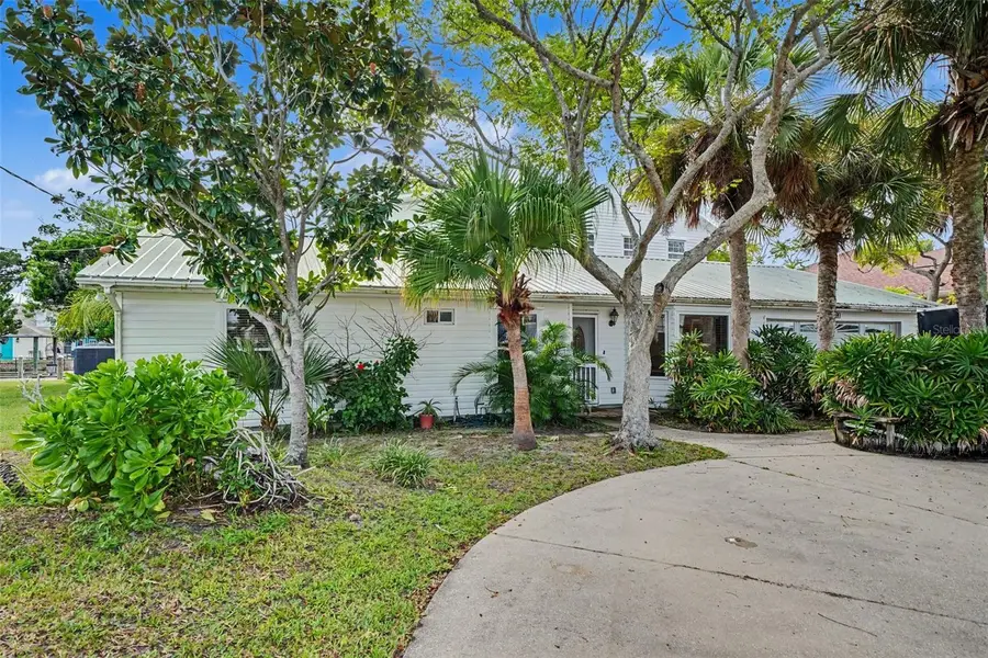 139 N Palmetto Avenue, Flagler Beach, FL 32136 - #2