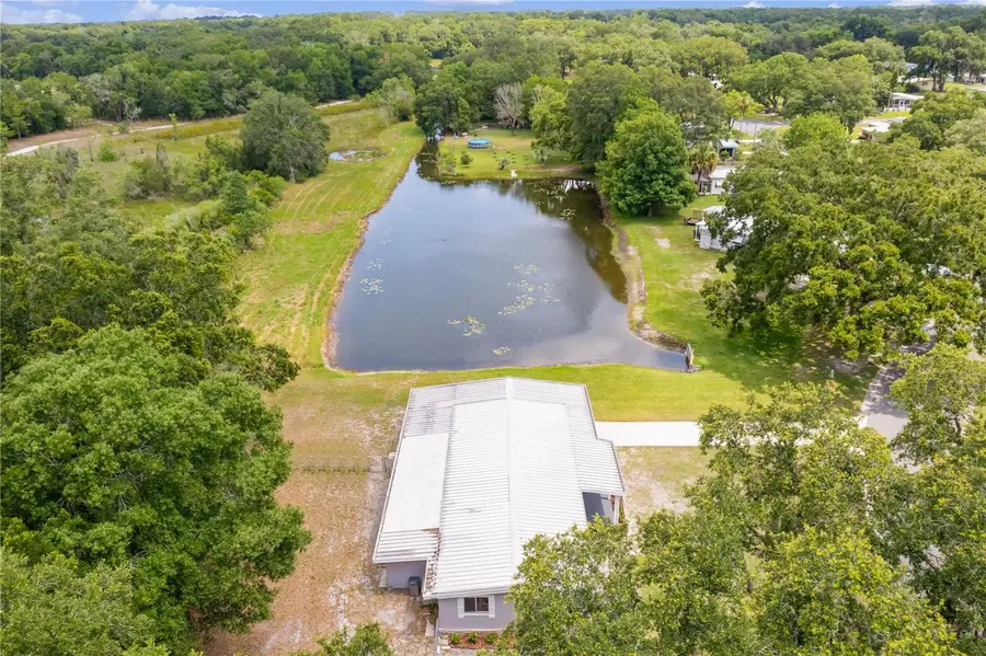 302 Ivanhoe Circle, Lady Lake, FL 32159 - #2