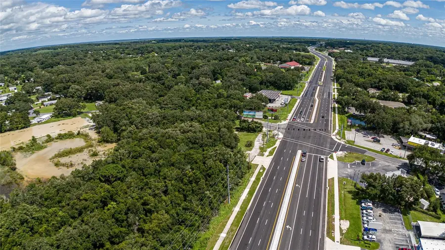 353 S Us Hwy 27/441, Lady Lake, FL 32159 - Image #2