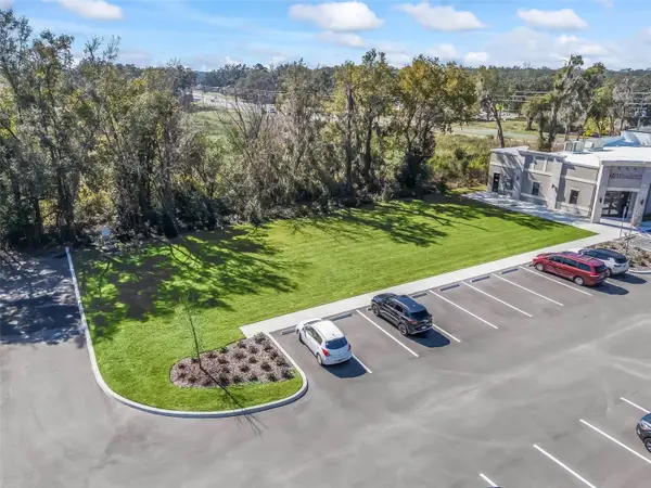 9481 N Us Highway 301, WILDWOOD, FL 34785