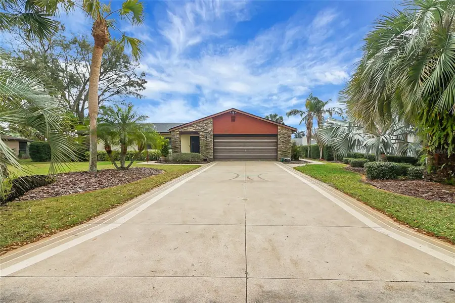 12338 S Putney Court, Leesburg, FL 34788 - Image #2