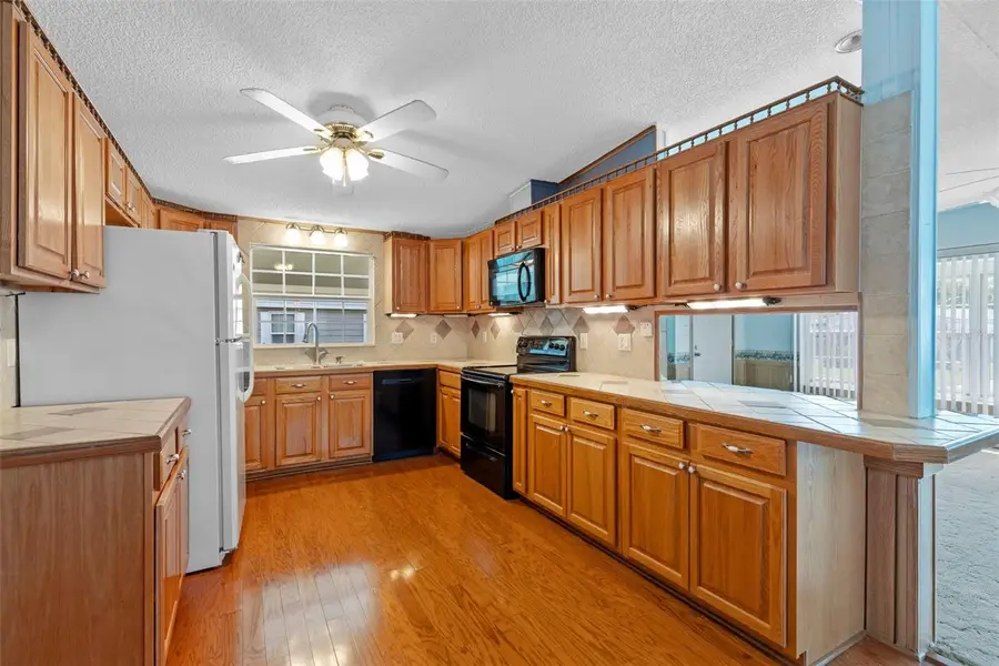 3026 Myakka River Road, Tavares, FL 32778 - Image #3