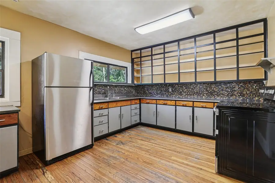 308 Sunnyside Dr, Leesburg, FL 34748 - Image #3