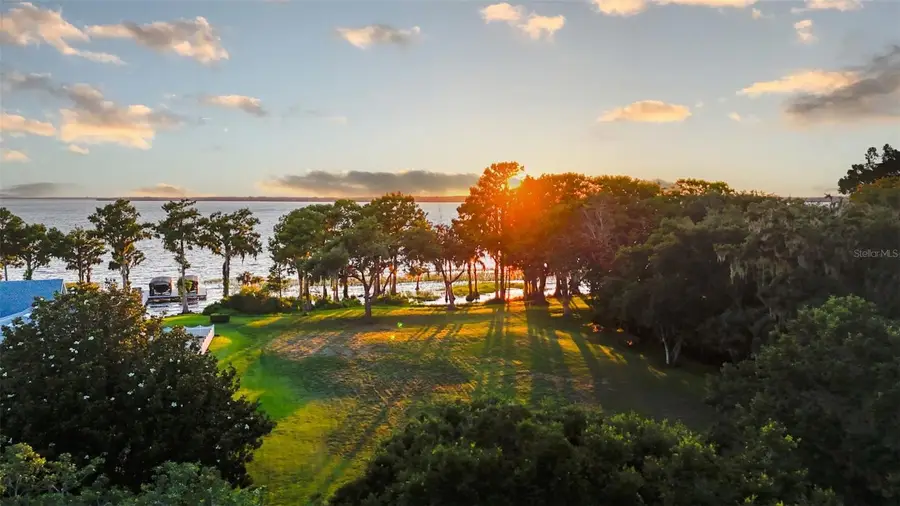 1150 Peninsula Drive, Tavares, FL 32778 - Image #3