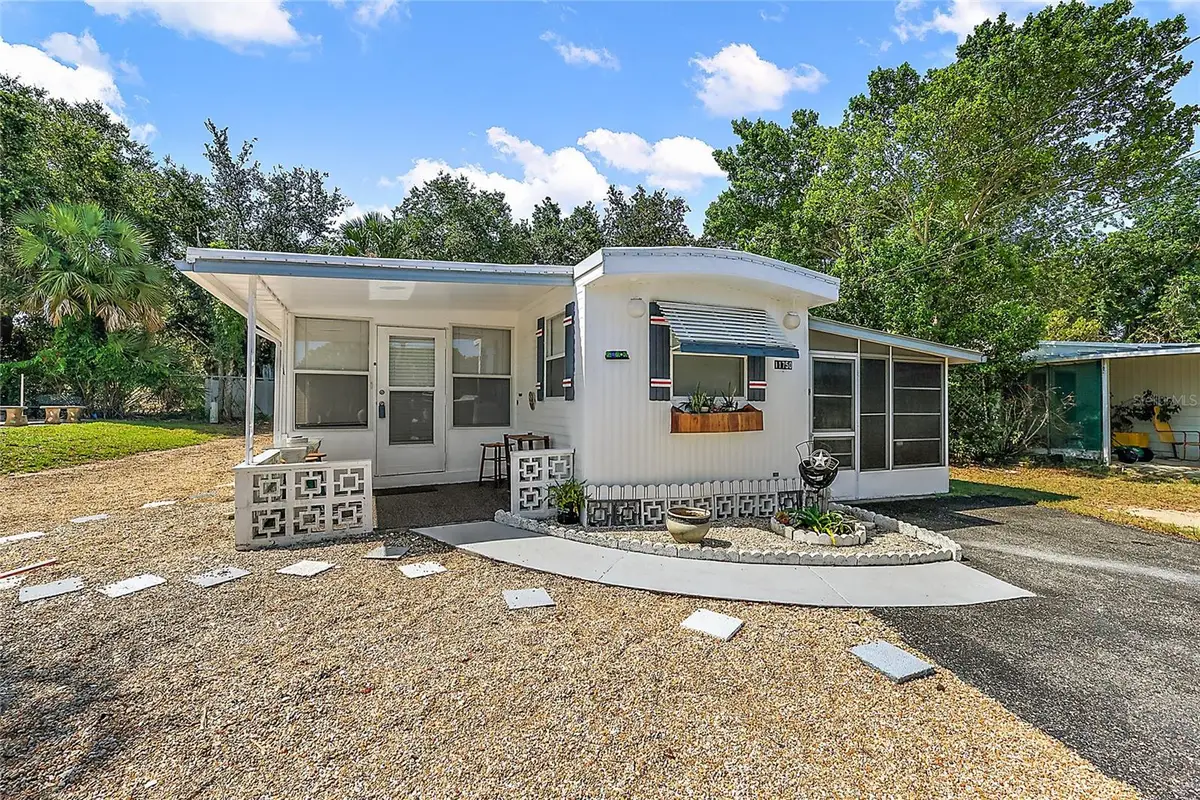 11750 Hickory Lane, Tavares, FL 32778 - Image #1