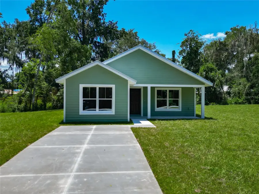 891 Cr 482c, Lake Panasoffkee, FL 33538 - Image #2