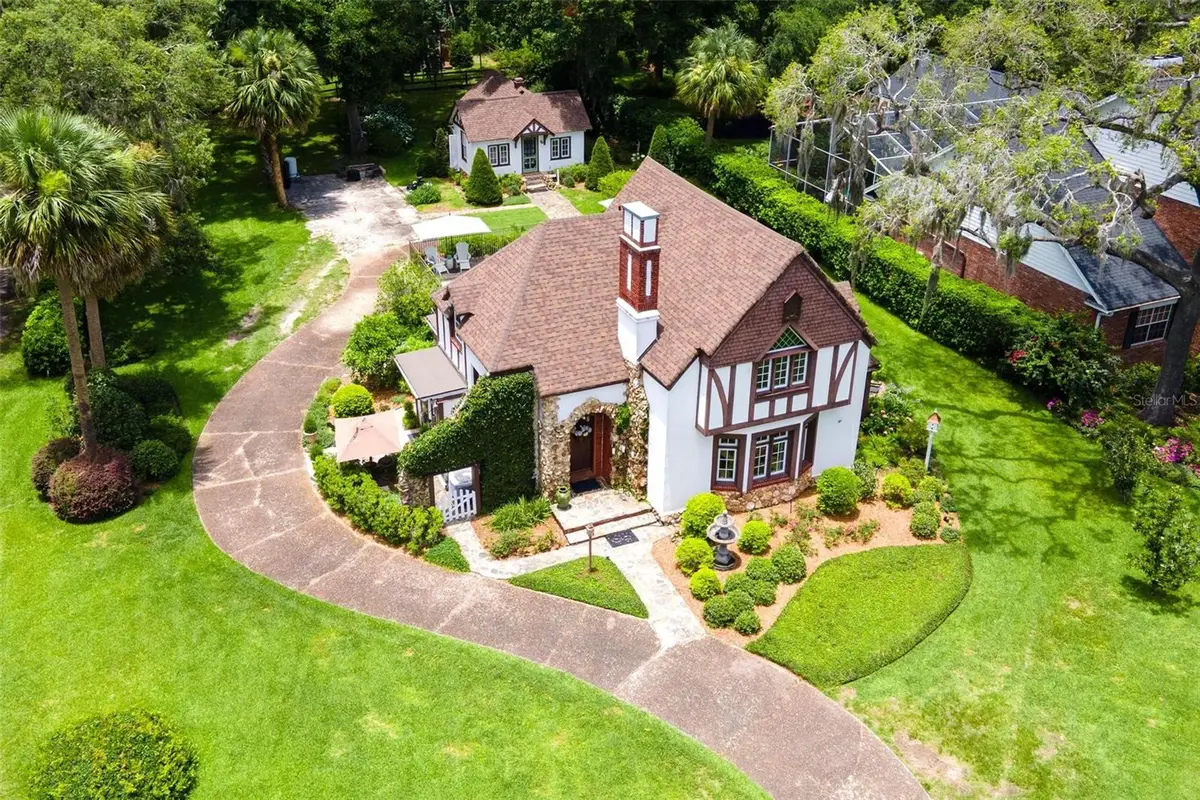 9233 Silver Lake Drive, Leesburg, FL 34788 - Image #1