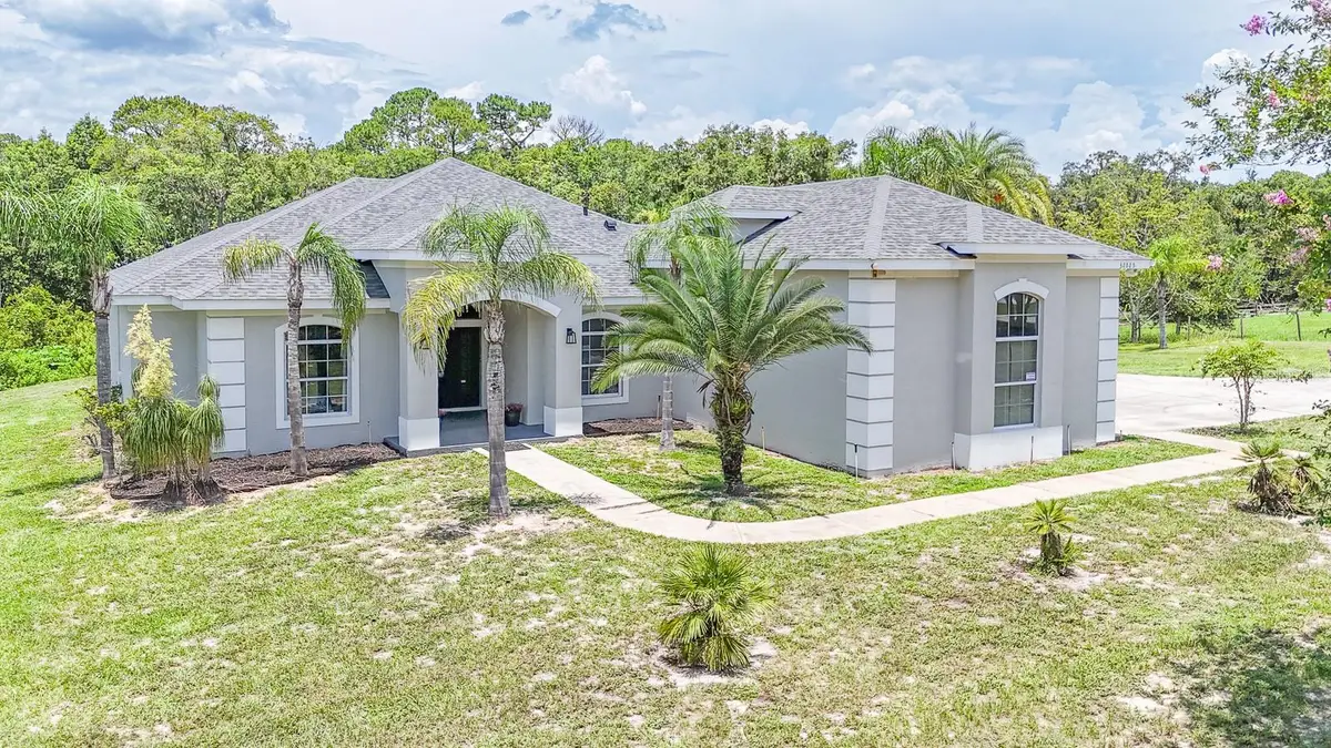 32025 Timberlake Drive, Mount Dora, FL 32757 - Image #1