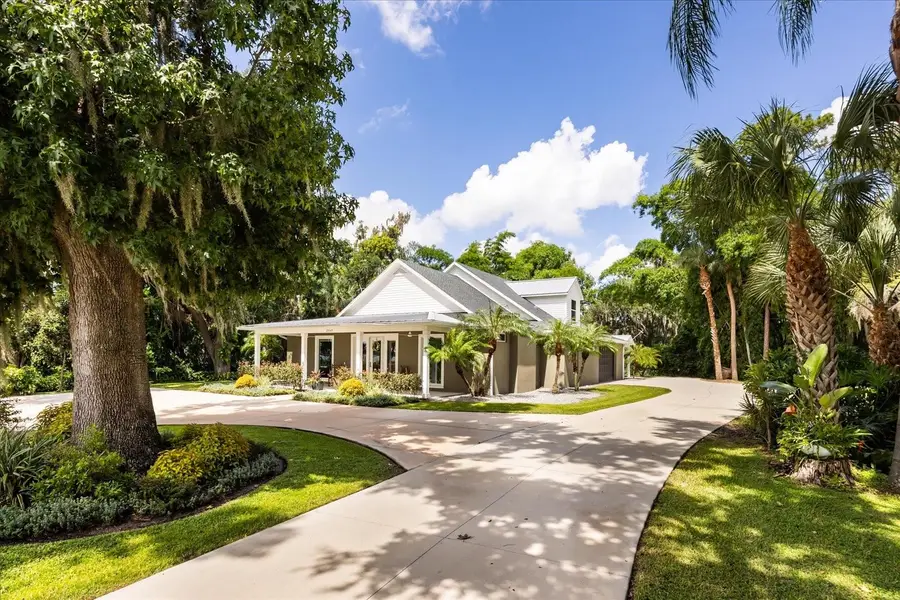 2945 Lakeshore Drive, Mount Dora, FL 32757 - Image #3