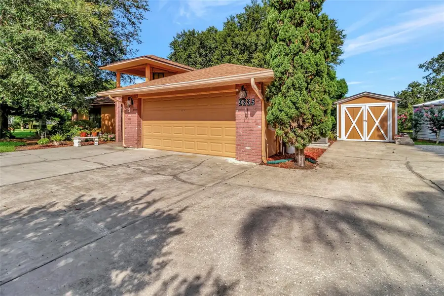 9835 Lakeshore Drive, Clermont, FL 34711 - #2