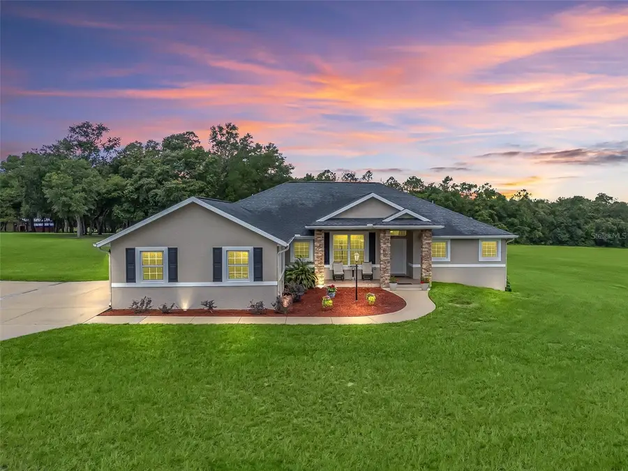 41525 Saddle Ridge Lane, Weirsdale, FL 32195 - Image #2