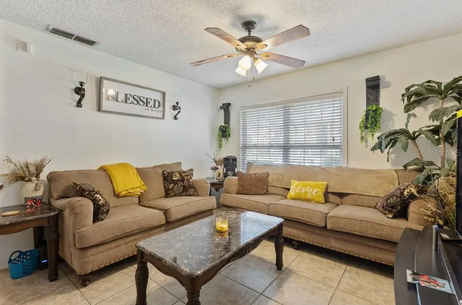 2035 Dixie Belle Drive #2035M, Orlando, FL 32812 - Image #2