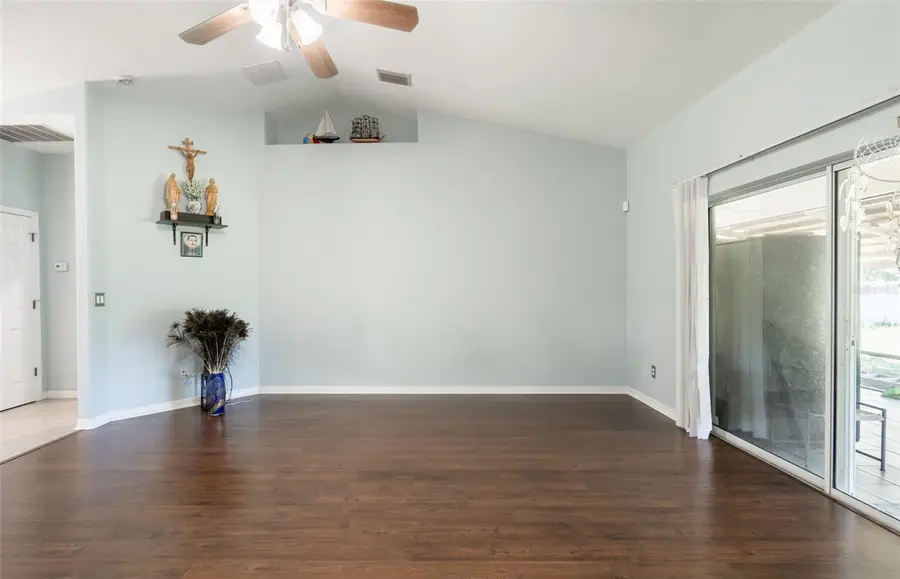 608 Willard Avenue, Fruitland Park, FL 34731 - Image #3