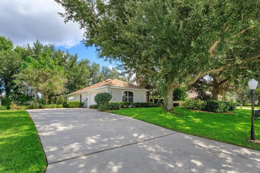 24353 Calusa Boulevard, Eustis, FL 32736 - Image #2