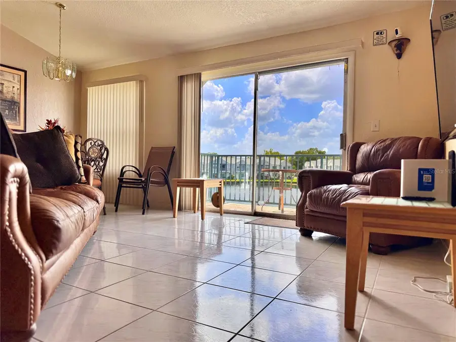 2520 Woodgate Boulevard #202, Orlando, FL 32822 - Image #3