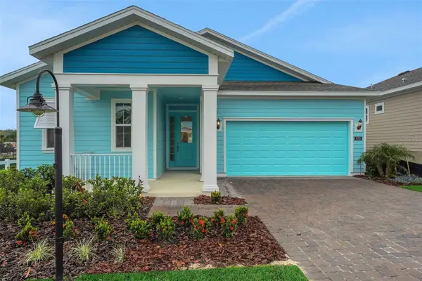 1021 Fiesta Key Circle, LADY LAKE, FL 32159