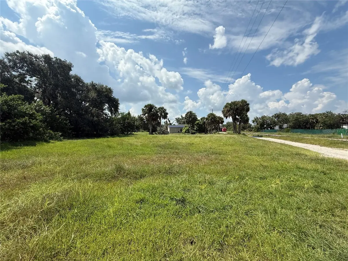 W Woodward Avenue, Eustis, FL 32726 - Image #1