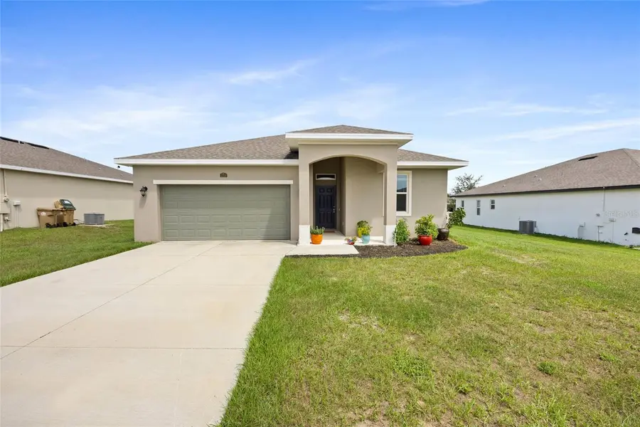 37030 Lake Overlook Drive, Grand Island, FL 32735 - Image #2