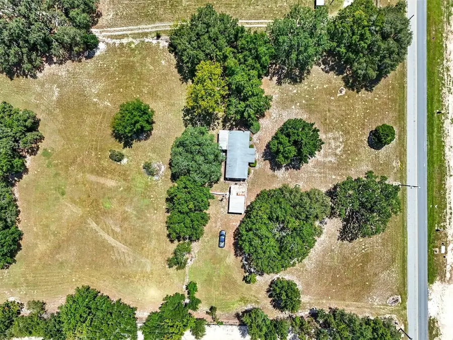 37820 Rolling Acres Road, Lady Lake, FL 32159 - Image #3