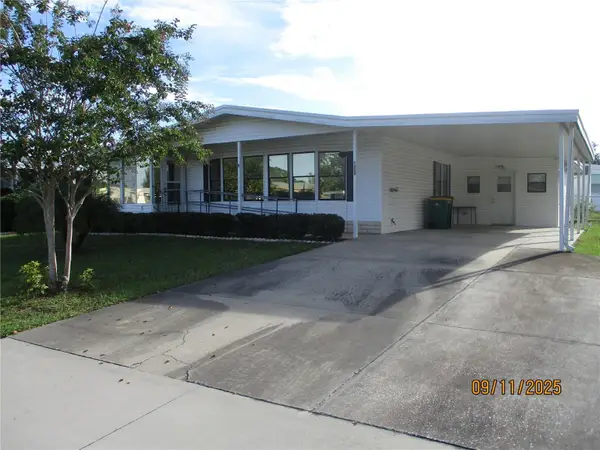 1332 Nassau Circle, TAVARES, FL 32778