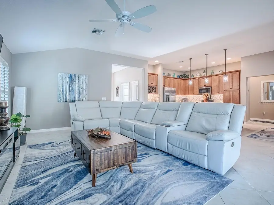 1893 Vanbeck Circle, Howey In The Hills Okahumpka, FL 34762 - Image #3