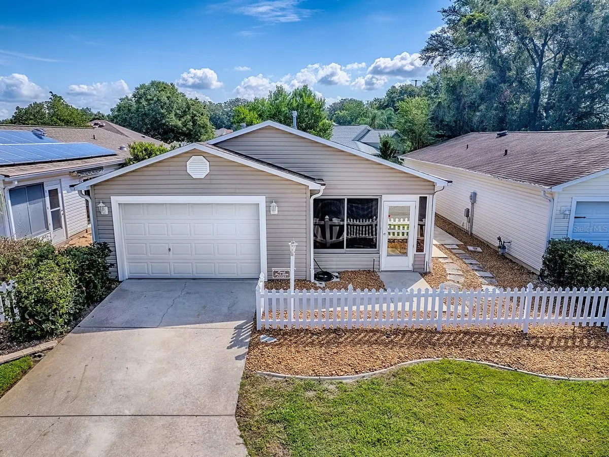 17235 SE 93rd Demoss Court, The Villages, FL 32162 - Image #1