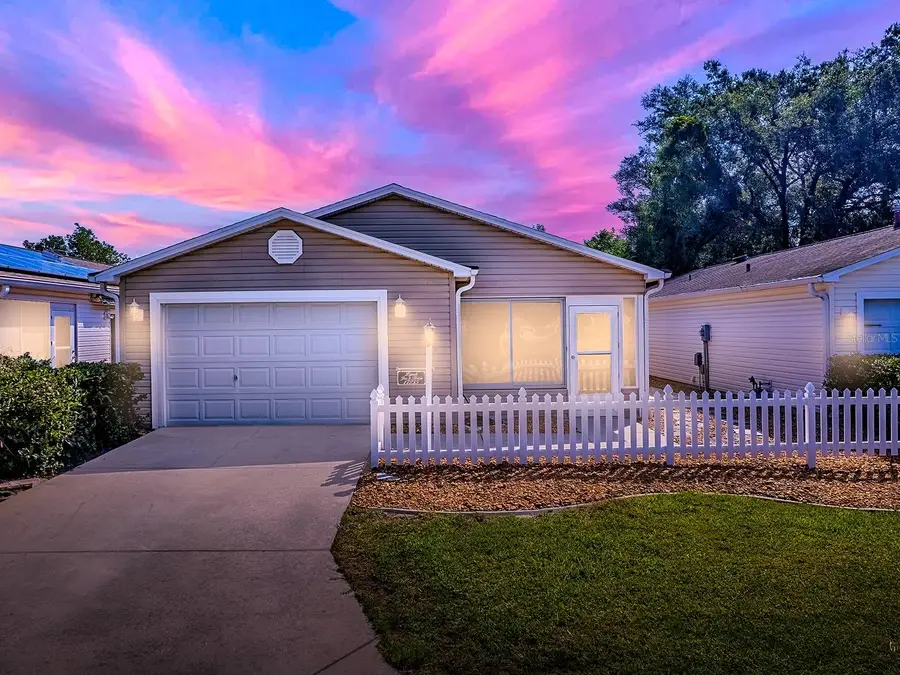 17235 SE 93rd Demoss Court, The Villages, FL 32162 - Image #2