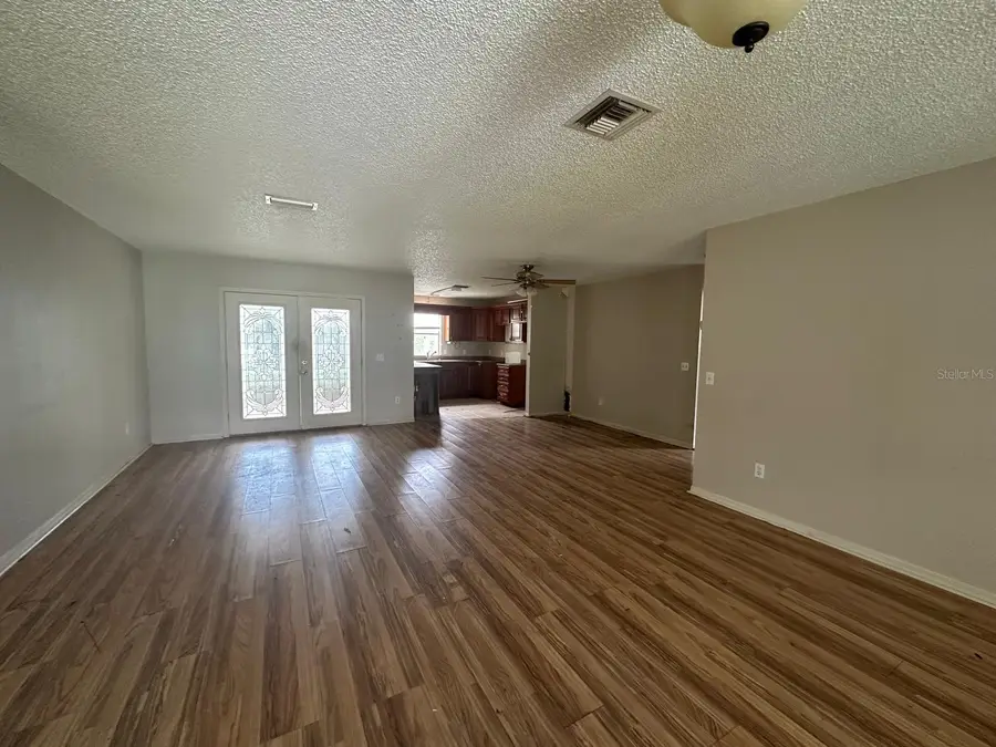 534 Saint Andrews Court, Lady Lake, FL 32159 - Image #2