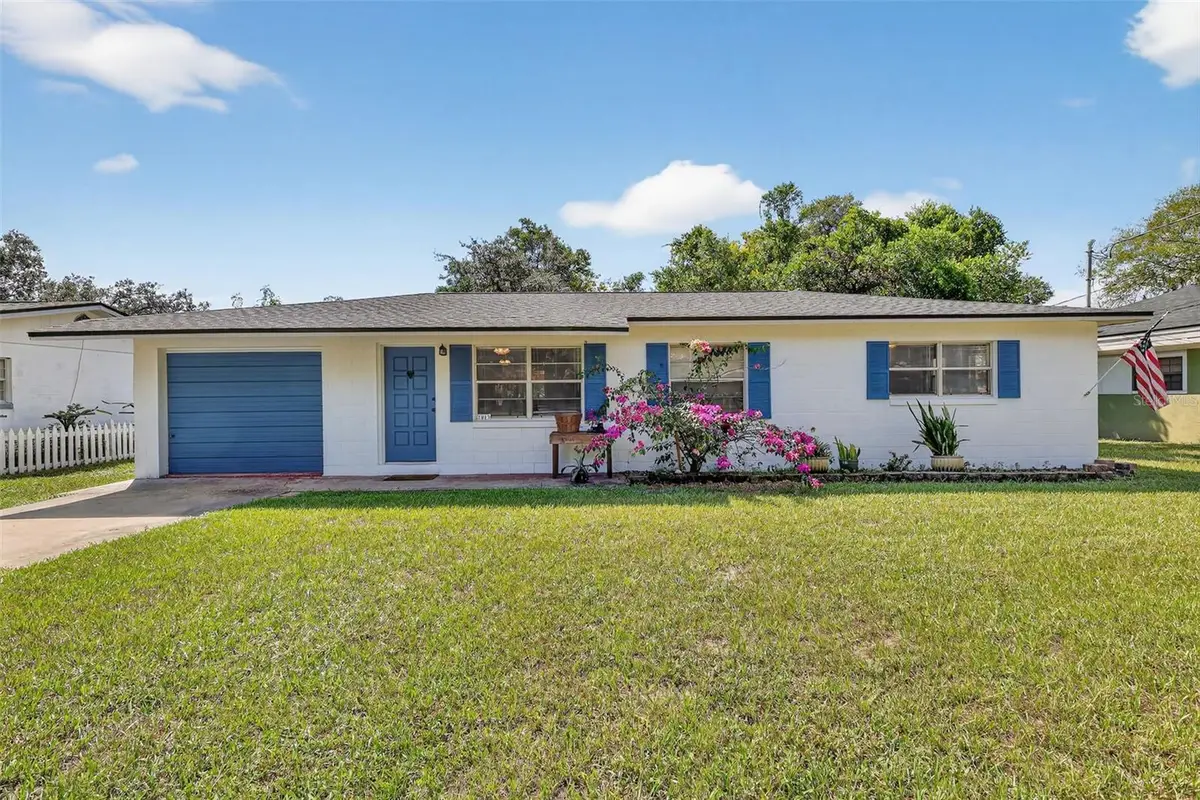 2013 Vine Street, Leesburg, FL 34748 - Image #1