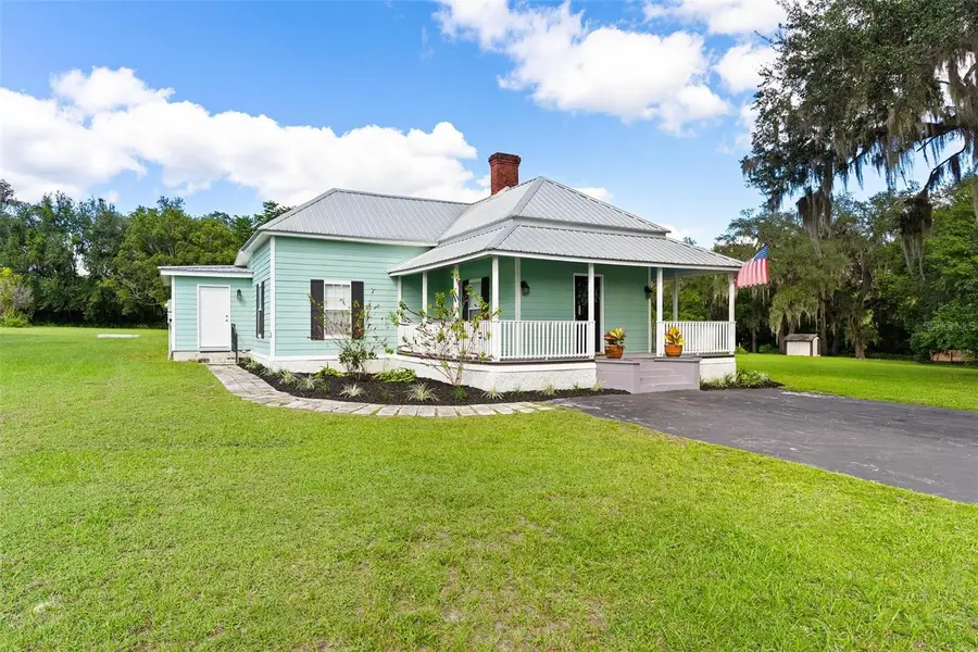 229 W Mcclendon Street, Lady Lake, FL 32159 - Image #2