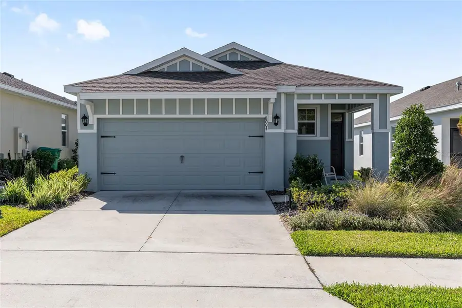 8004 Penrose Place, Wildwood, FL 34785 - Image #2