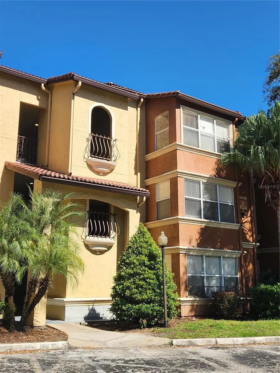 5124 Conroy Road #24, Orlando, FL 32811 - Image #1