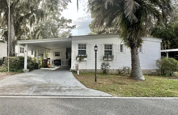 127 Royal Palm Drive, LEESBURG, FL 34748