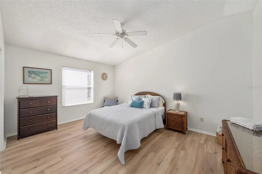 16966 SE 94th Sunnybrook Circle, The Villages, FL 32162 - Image #3