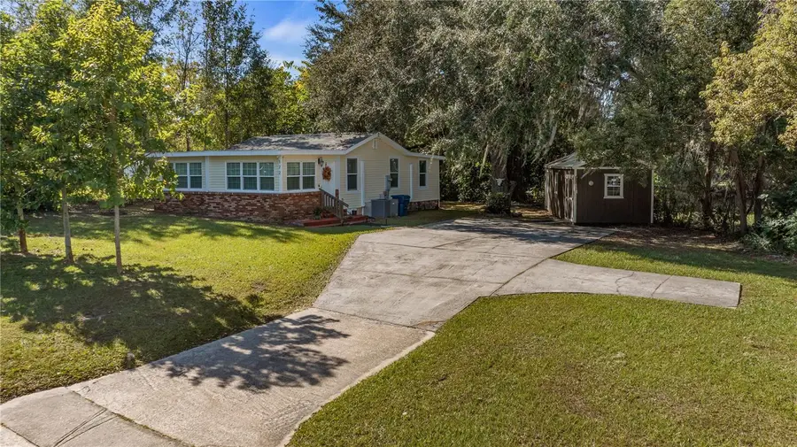 172 S Virginia Avenue, Center Hill, FL 33514 - Image #2