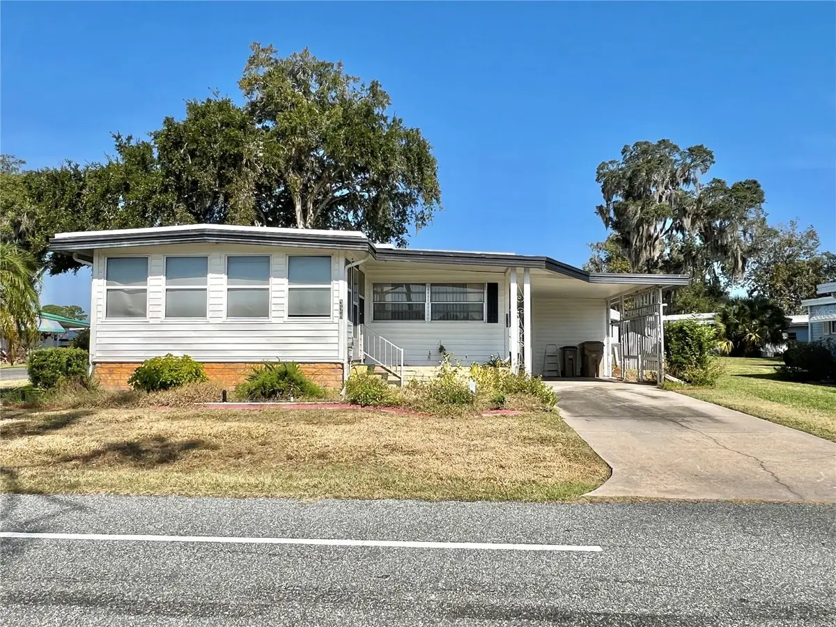 326 Hawthorne Boulevard, Leesburg, FL 34748 - Image #1