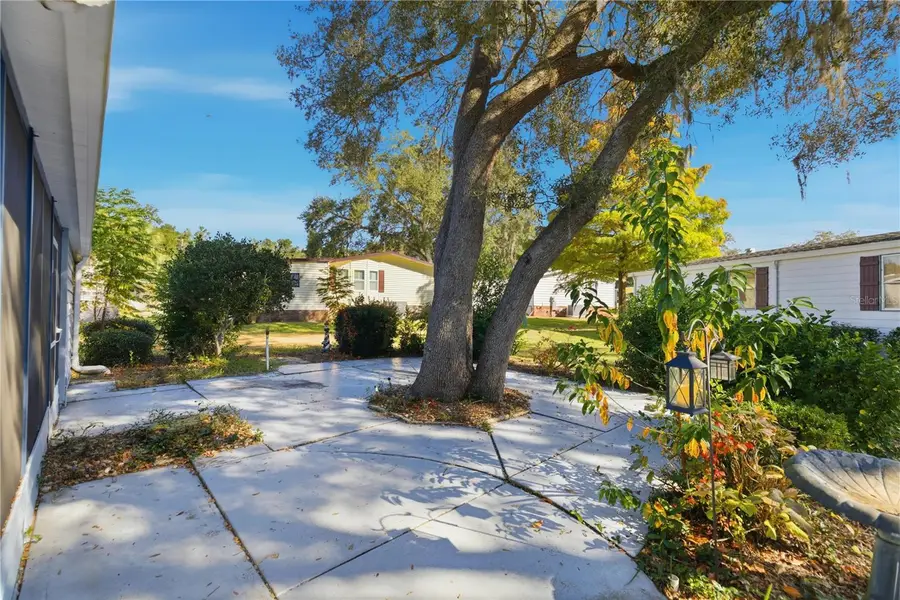 725 Camelia Court, Lady Lake, FL 32159 - Image #2