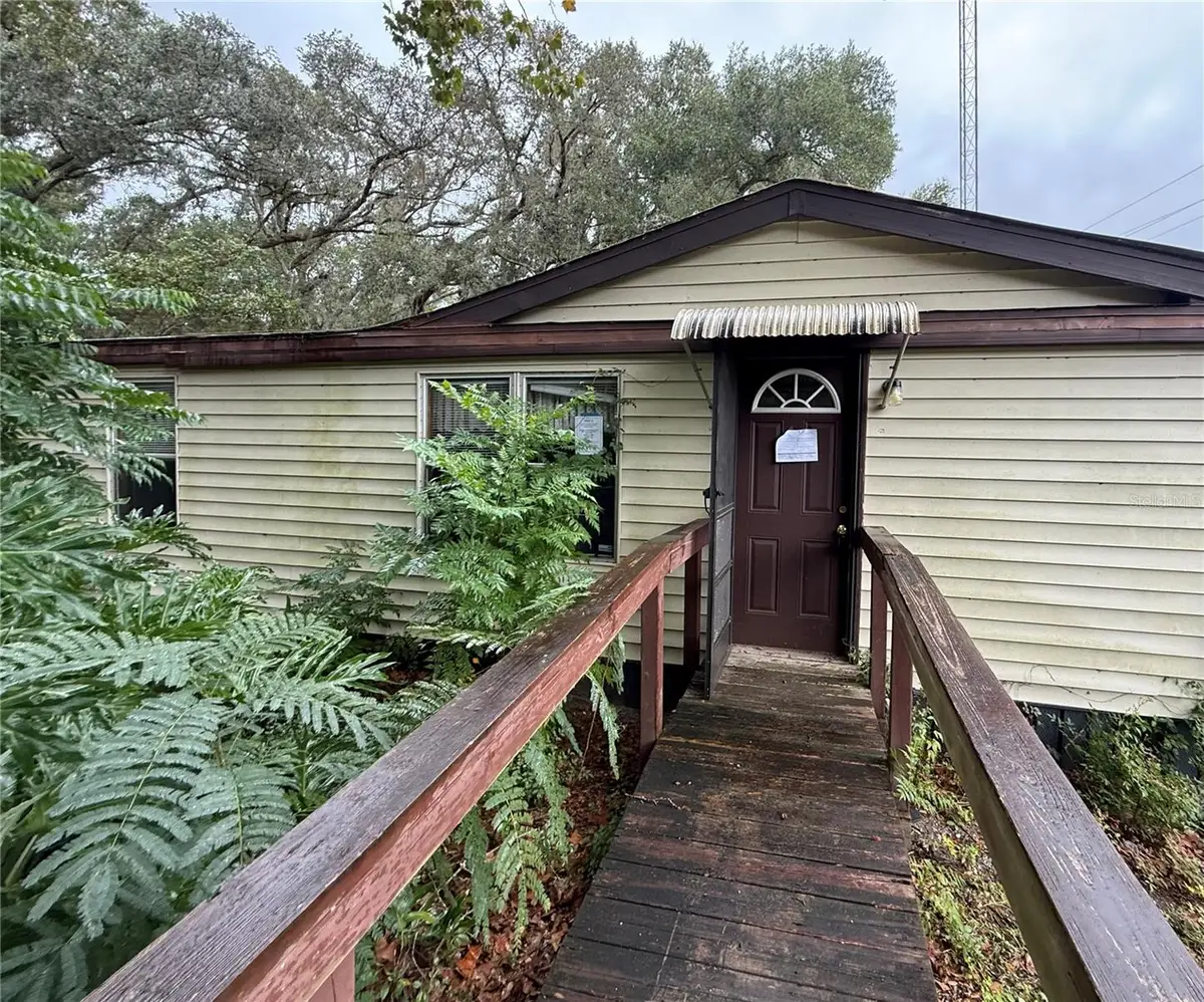 19735 Mccall Road, Altoona, FL 32702 - Image #1