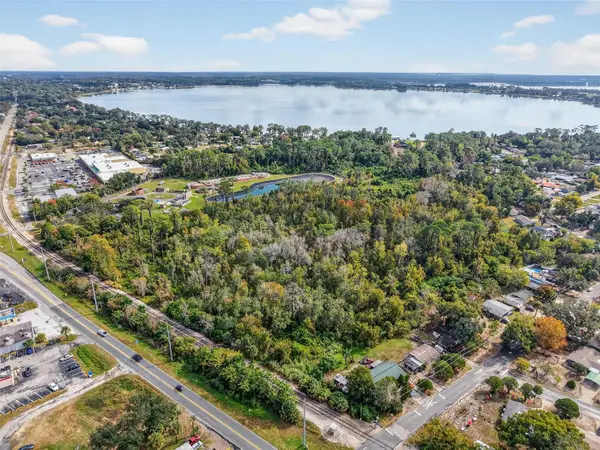 Old Us-441 W, MOUNT DORA, FL 32757