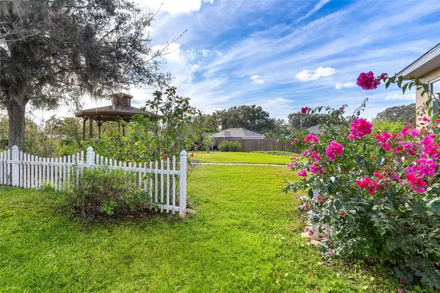 81 Twin Lake Circle, Umatilla, FL 32784 - #2