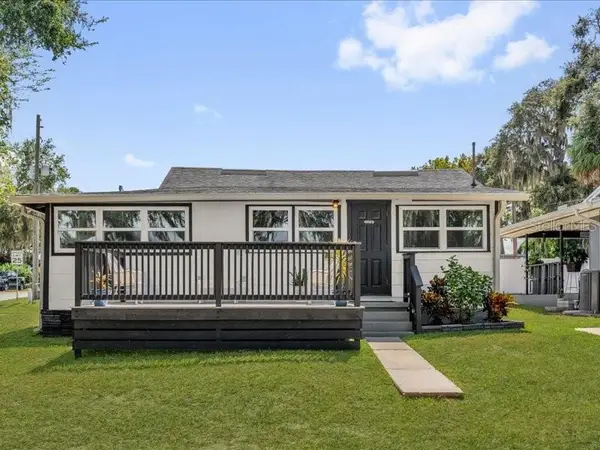 1214 E Caroline Street, TAVARES, FL 32778