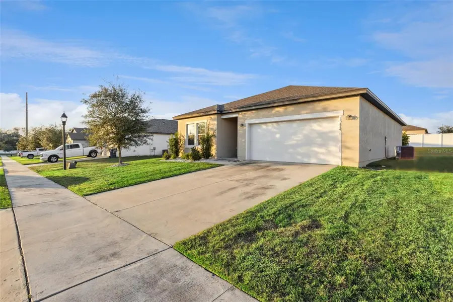 16434 Blooming Cherry Drive, Groveland, FL 34736 - Image #3
