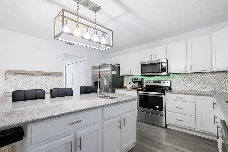 1033 Tawny Eagle Drive, Groveland, FL 34736 - Image #2