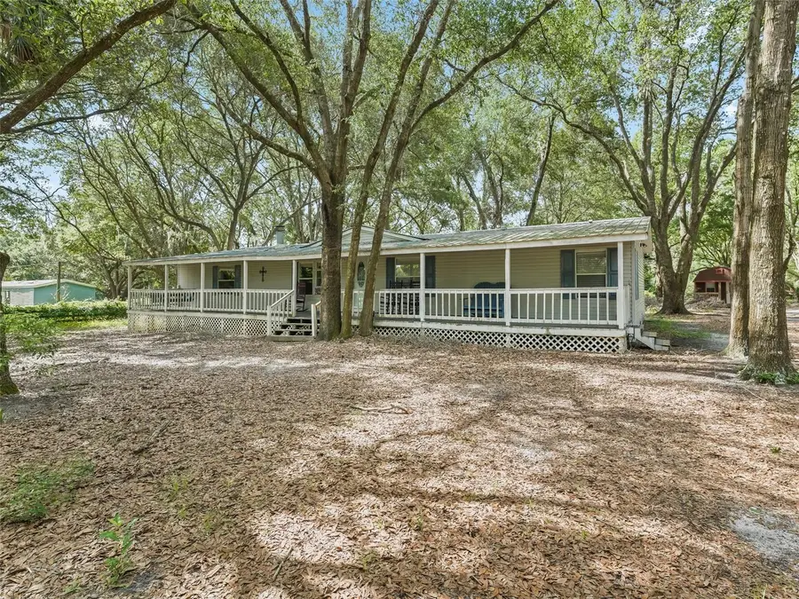 17070 SE 173rd Terrace Road, Weirsdale, FL 32195 - Image #2