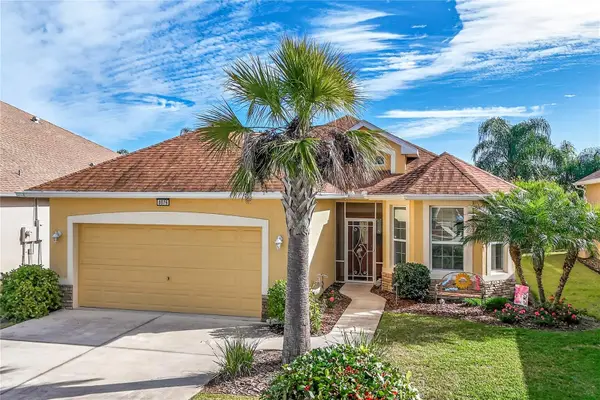 8876 Bridgeport Bay Circle, MOUNT DORA, FL 32757