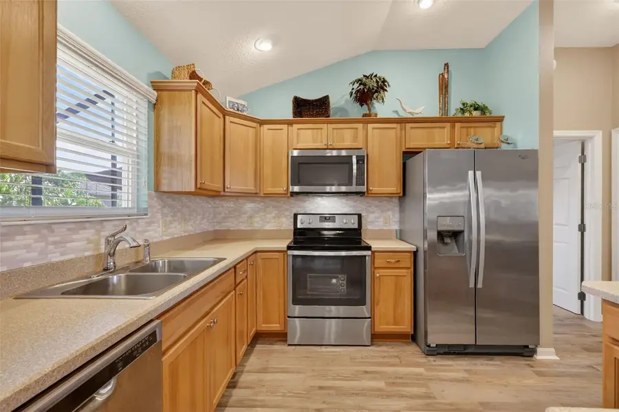 858 Wiechens Way, The Villages, FL 32163 - Image #3