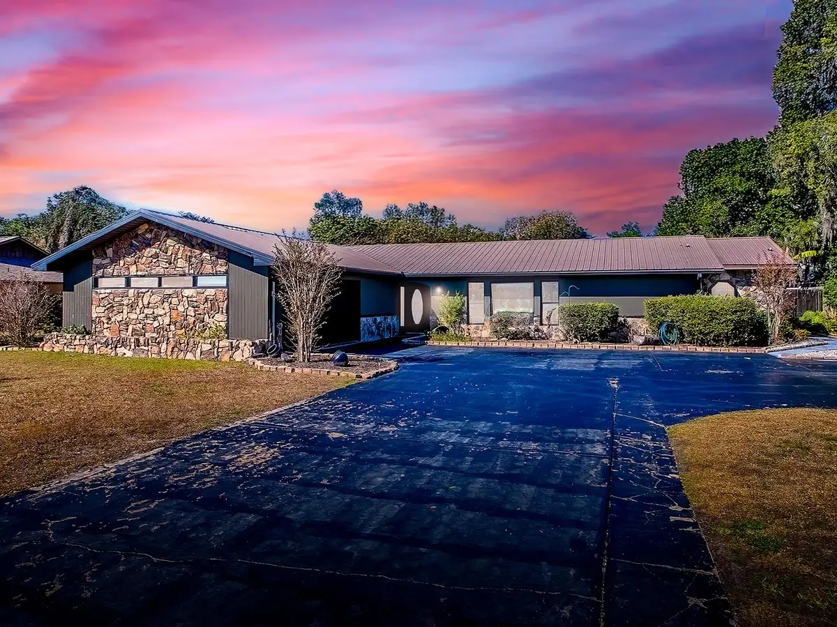 5329 Twin Palms Road, Fruitland Park, FL 34731 - Image #1